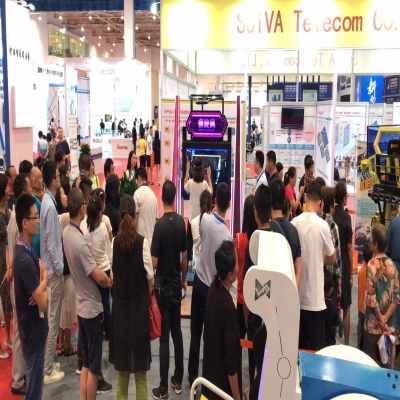 vr體驗(yàn)館加盟多少錢需要哪些方面投資 vr游戲設(shè)備一套多少錢怎么選擇？