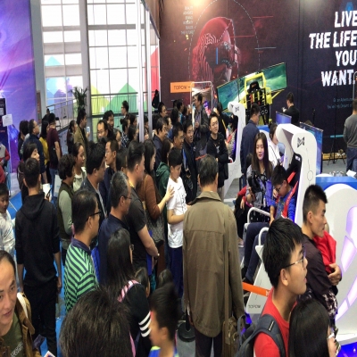 vr體驗館加盟多少錢？需要投入多少vr游戲設備？啟動資金要多少